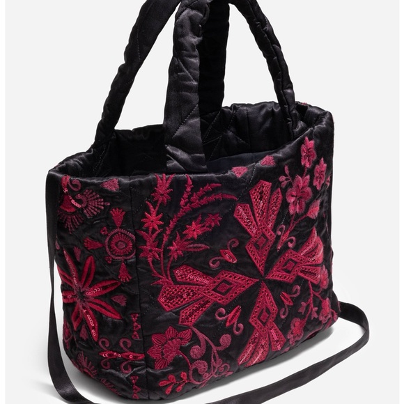 JOHNNY WAS QUILTED TOTE BAG - Picture 3 of 5